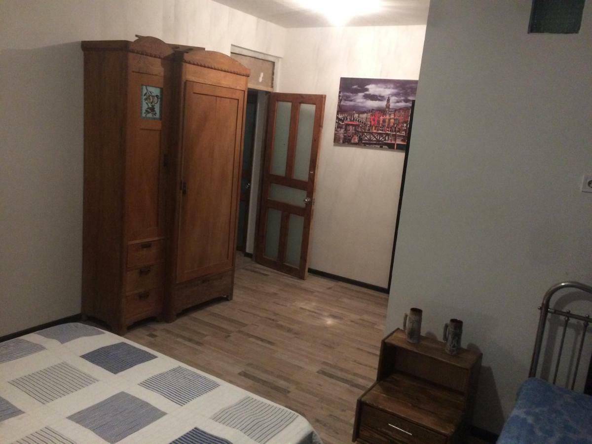 Villa PorTina Ambrolauri Esterno foto