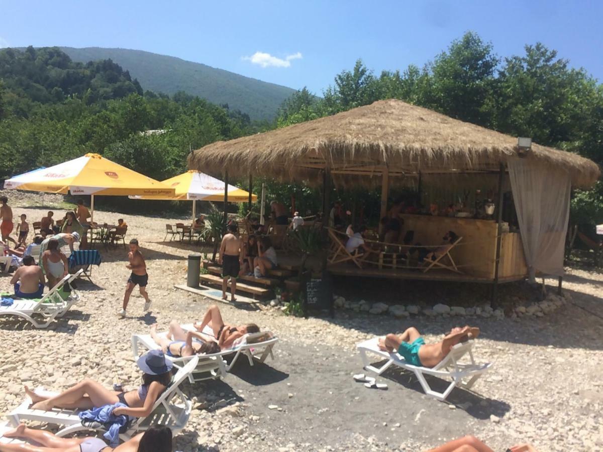 Villa PorTina Ambrolauri Esterno foto