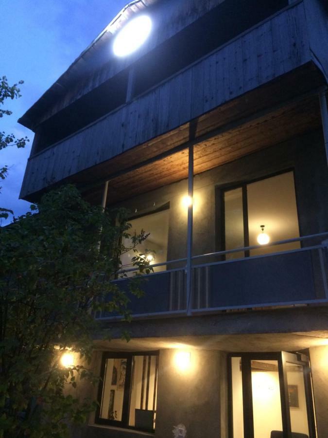 Villa PorTina Ambrolauri Esterno foto